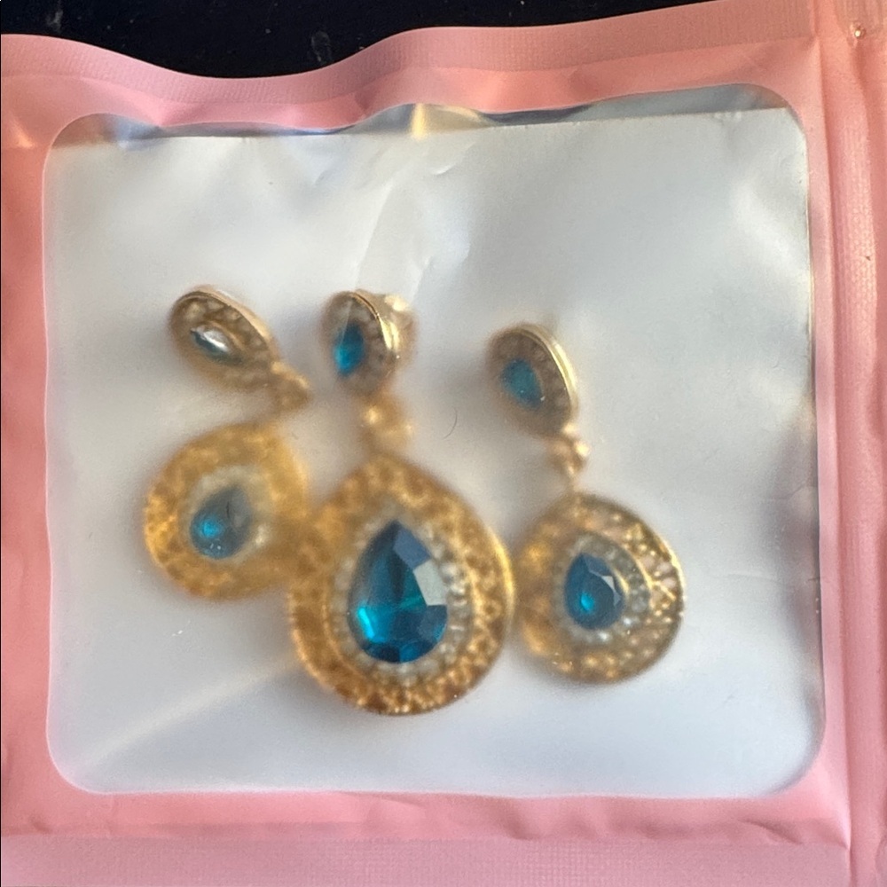Elegant Gold and Blue Drop Earrings